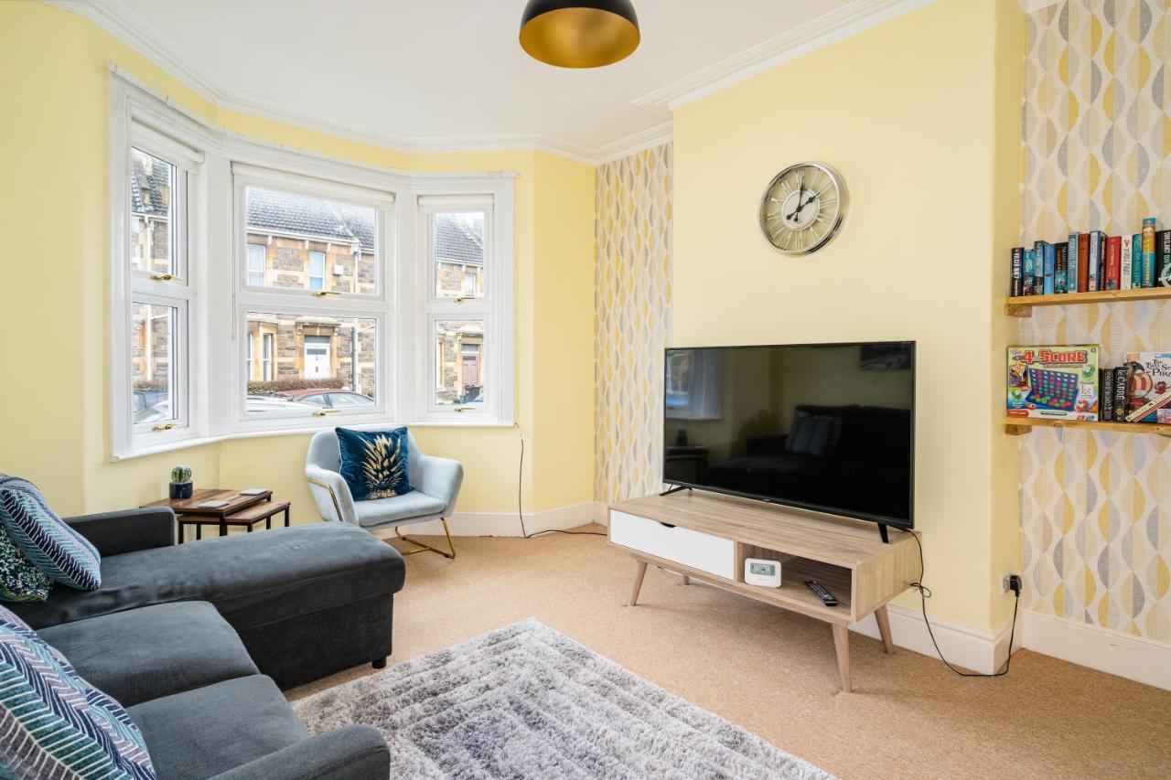 Fantastic, Spacious 3 Bedroom House With Garden Ferienhaus Bath